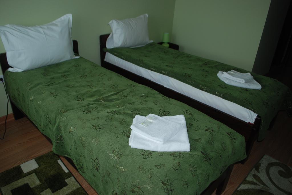 Curtea Brancoveneasca Hotel Constança Quarto foto